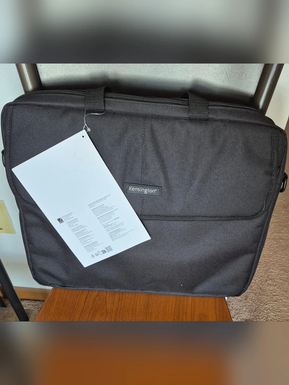 Kensington SP 17 Padded Interior Laptop Sleeve, Black, 17
